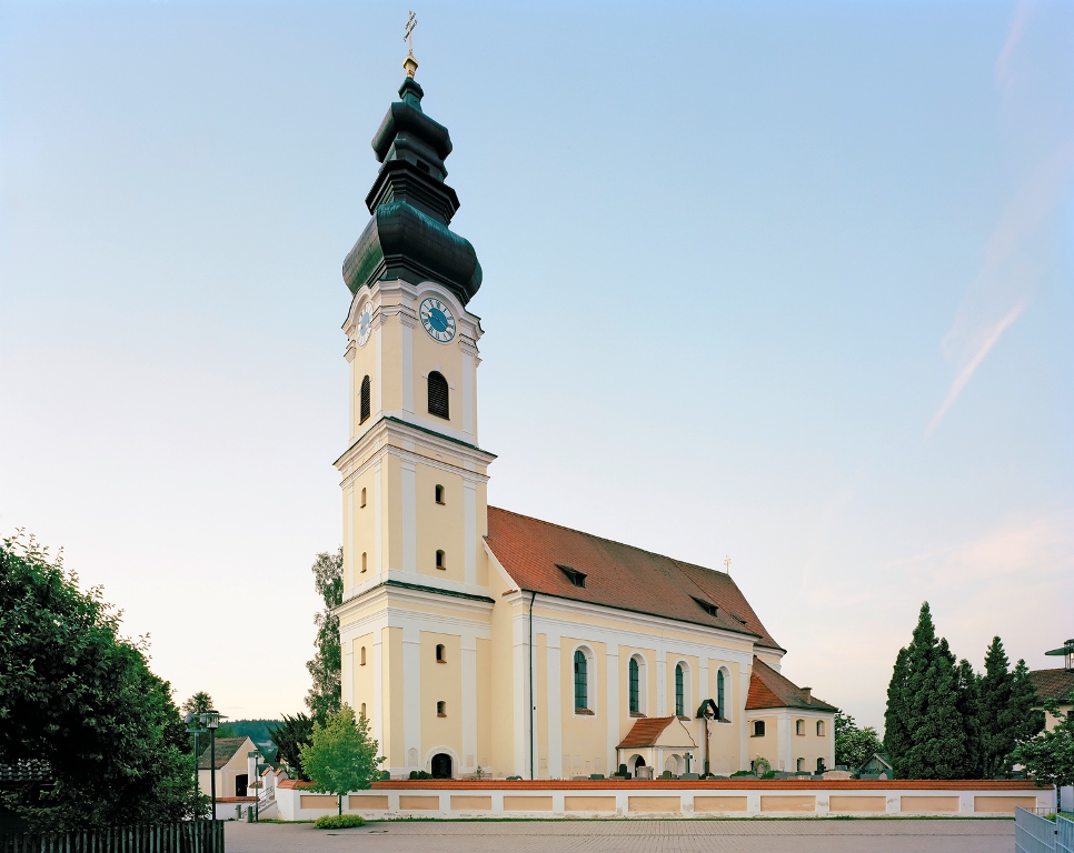 Kirche Mariä Himmelfahrt in Mariakirchen